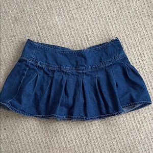 American Eagle High Rise Mini Ruffle Skort Dark Wash